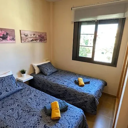 Apartamento Con Parking Privado - Av. Carlos Haya * Malaga